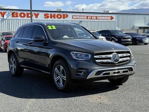 Used 2022 Mercedes-Benz GLC 300 4MATIC image 1