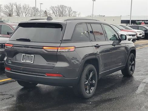 New 2025 Jeep Grand Cherokee Limited w/ Luxury Tech Group II image 4