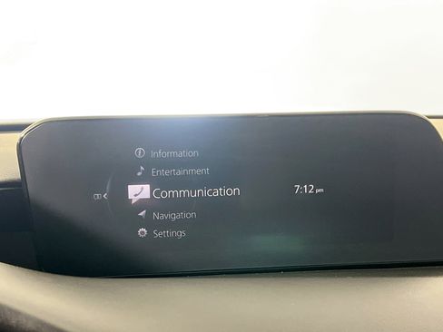 Used 2022 MAZDA MAZDA3 s image 27