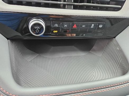 New 2026 Ford Explorer Active w/ Active Comfort Package image 17