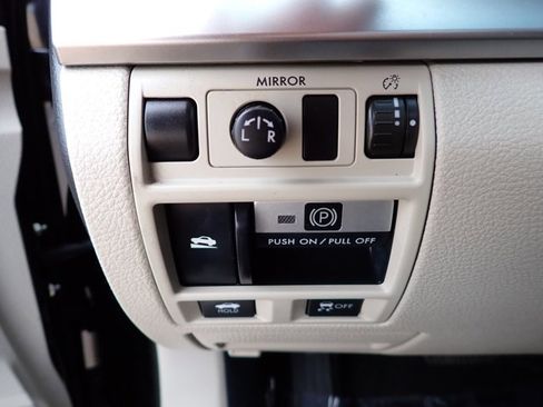 Used 2014 Subaru Legacy 2.5i Premium w/ Moonroof Package image 14