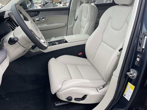 New 2026 Volvo XC90 B6 Ultra image 20