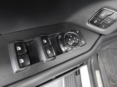 Used 2024 Ford Expedition Platinum AWD/4WD image 19