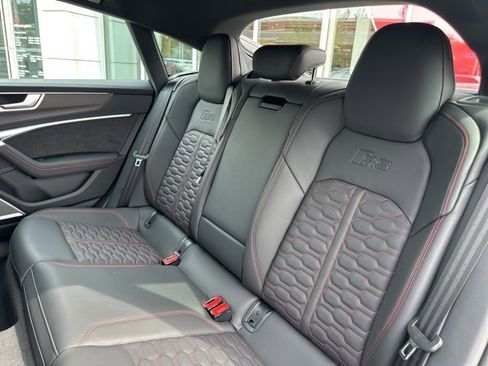New 2026 Audi RS 7 Performance image 12