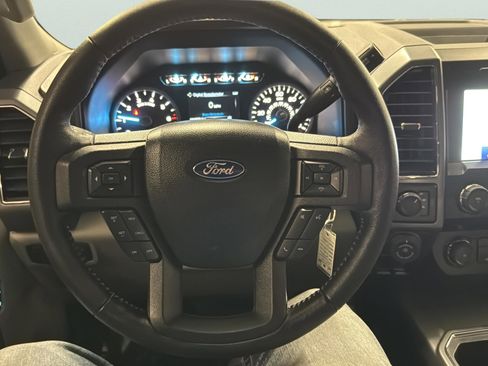 Used 2020 Ford F150 XLT w/ Equipment Group 302A Luxury AWD/4WD image 21