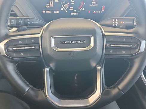 Used 2025 GMC Yukon XL Denali AWD/4WD image 22