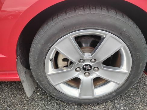 Used 2006 Ford Mustang GT Premium RWD image 24