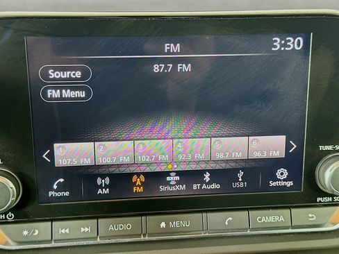 Used 2023 Nissan Rogue S image 21