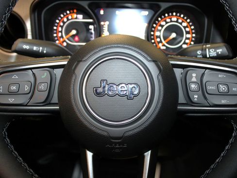 New 2026 Jeep Gladiator Sport image 11