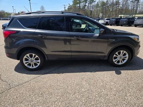 Used 2019 Ford Escape SEL AWD/4WD image 6
