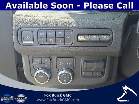 Used 2024 GMC Yukon Denali AWD/4WD image 17