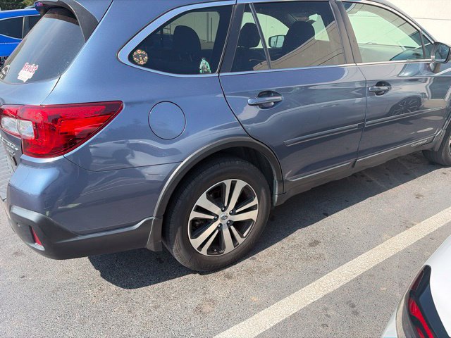 Used 2018 Subaru Outback 3.6R Limited AWD/4WD image 4