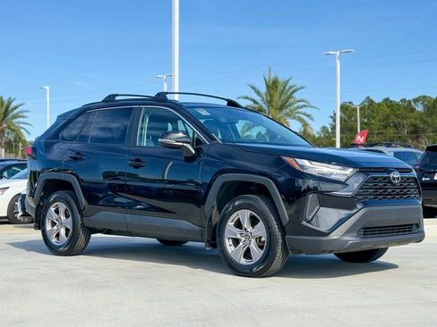 Used 2023 Toyota RAV4 XLE w/ Convenience Package FWD image 4
