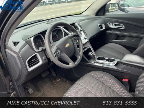 Used 2017 Chevrolet Equinox LS FWD image 8