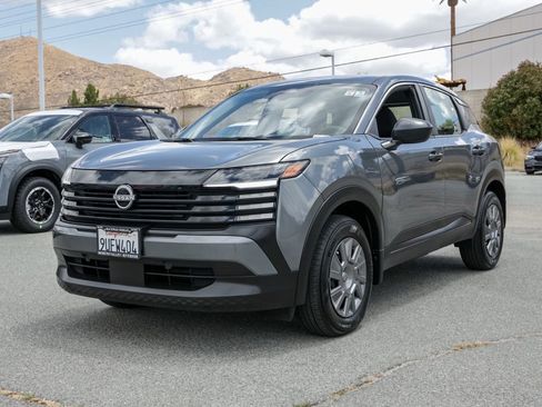 Used 2025 Nissan Kicks S AWD/4WD image 8