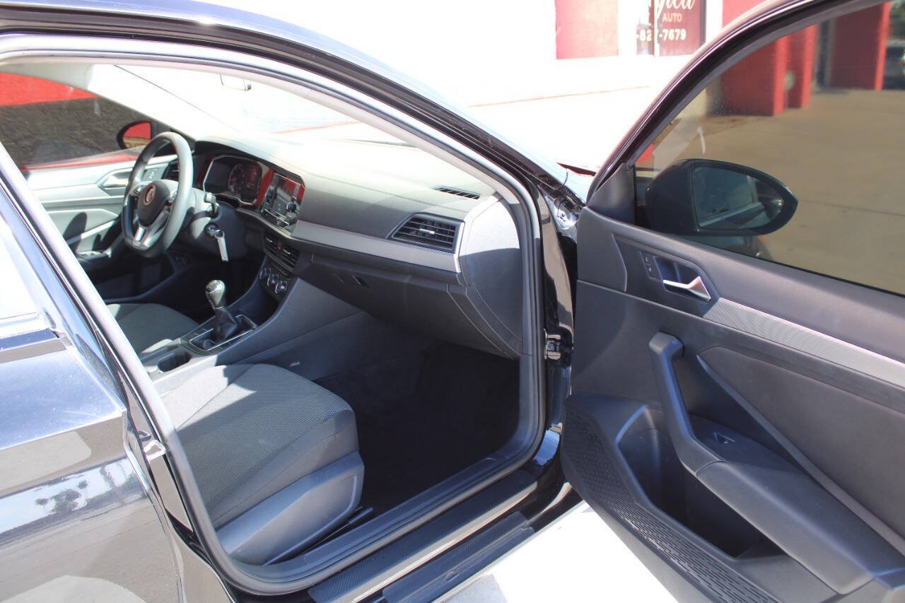 Used 2020 Volkswagen Jetta S w/ Driver Assistance Package FWD image 11