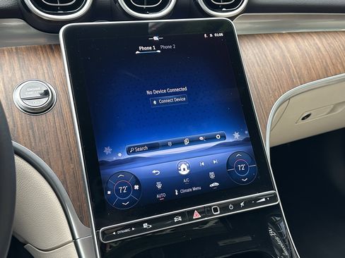 Certified 2025 Mercedes-Benz C 300 4MATIC Sedan image 21