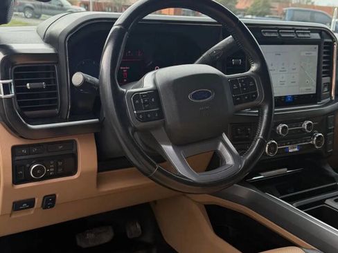 Used 2023 Ford F450 Lariat w/ FX4 Off-Road Package image 14