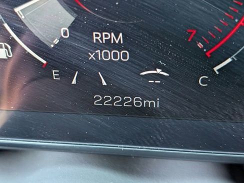 Certified 2025 GMC Yukon Denali AWD/4WD image 13