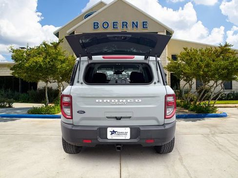 Used 2023 Ford Bronco Sport Badlands AWD/4WD image 5