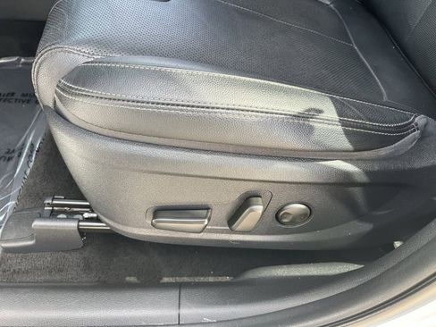 Used 2020 Hyundai Santa Fe SEL FWD image 19
