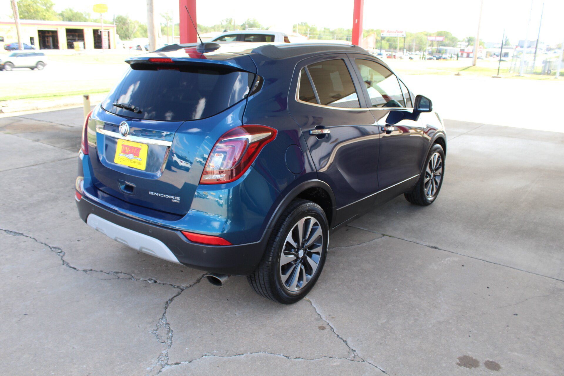 Used 2019 Buick Encore Essence w/ Safety Package II AWD/4WD image 48