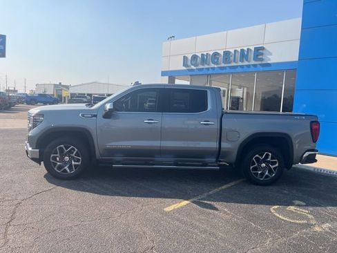 Used 2024 GMC Sierra 1500 SLT w/ SLT Premium Plus Package AWD/4WD image 4