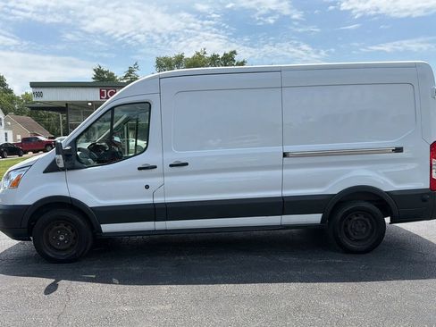 Used 2018 Ford Transit 250 148 Medium Roof RWD image 8