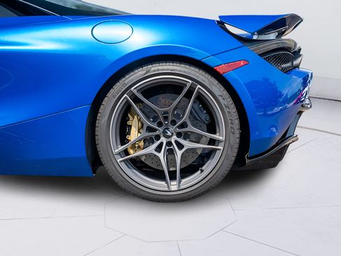 Used 2022 McLaren 720S Spider RWD image 48
