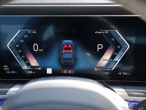 Used 2025 BMW i7 xDrive60 image 19