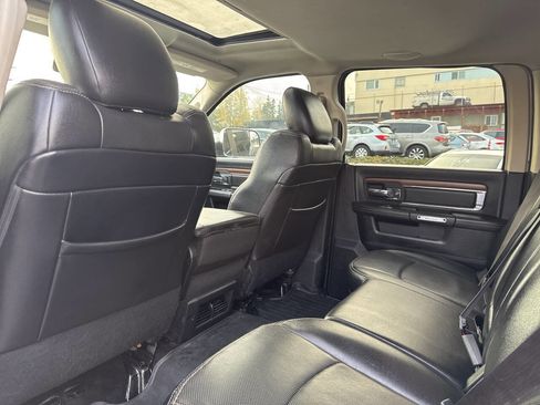 Used 2017 RAM 3500 Laramie w/ Convenience Group image 22