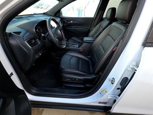 Used 2023 Chevrolet Equinox RS w/ RS Leather Package FWD image 2