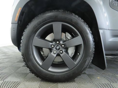 Used 2025 Land Rover Defender 110 S AWD/4WD image 32