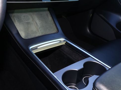 Used 2022 Tesla Model 3 Long Range image 18