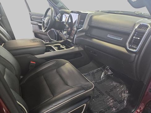 Used 2023 RAM 1500 Laramie AWD/4WD image 11