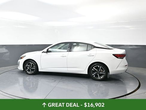 Used 2024 Nissan Sentra SV image 10