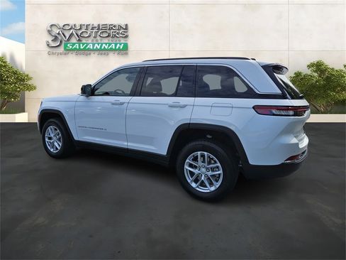 New 2024 Jeep Grand Cherokee Laredo X w/ Luxury Tech Group I image 3