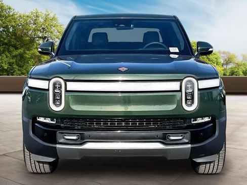 Used 2023 Rivian R1T Adventure Dual AWD/4WD image 2