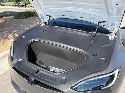 Used 2022 Tesla Model S AWD/4WD image 16