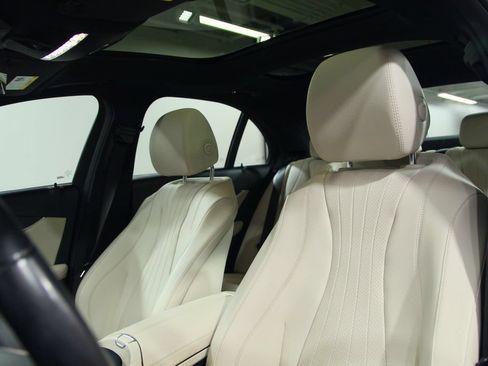 Certified 2023 Mercedes-Benz E 350 4MATIC Sedan image 7
