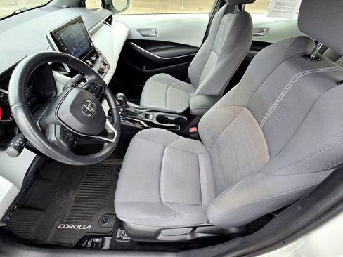 Used 2020 Toyota Corolla SE image 18
