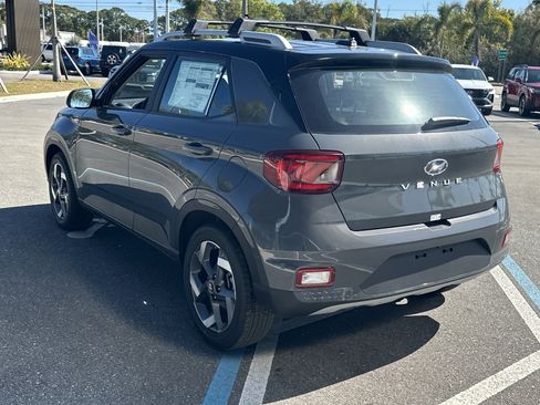 New 2026 Hyundai Venue SEL image 8