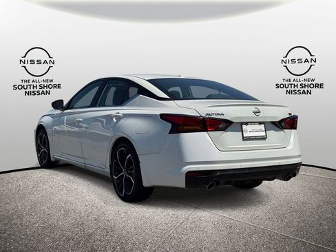Certified 2025 Nissan Altima 2.5 SR FWD image 7