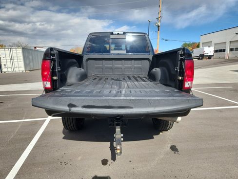 Used 2016 RAM 2500 Big Horn w/ Black Appearance Group image 34