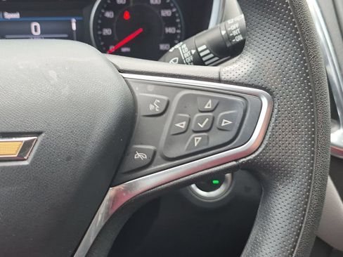 Used 2023 Chevrolet Equinox LS w/ LS Convenience Package FWD image 12