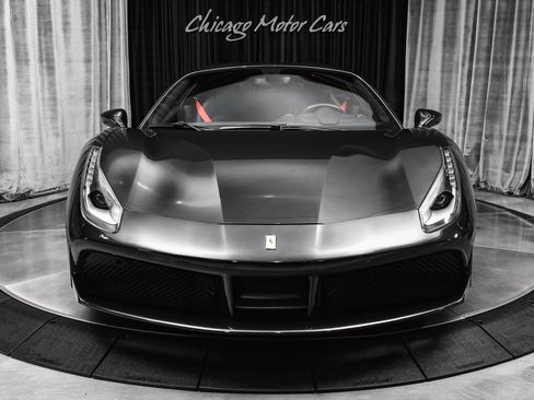Used 2018 Ferrari 488 GTB RWD image 7