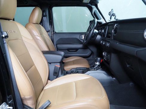 Used 2023 Jeep Wrangler 4xe Sahara w/ Cold Weather Group image 16