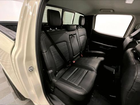 Used 2025 Ford Ranger Lariat w/ FX4 Off-Road Package AWD/4WD image 24