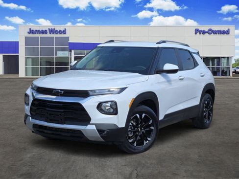 Certified 2023 Chevrolet TrailBlazer LT FWD image 1