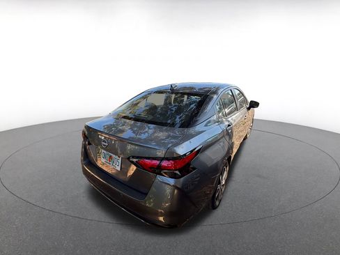 Used 2025 Nissan Versa SV image 8